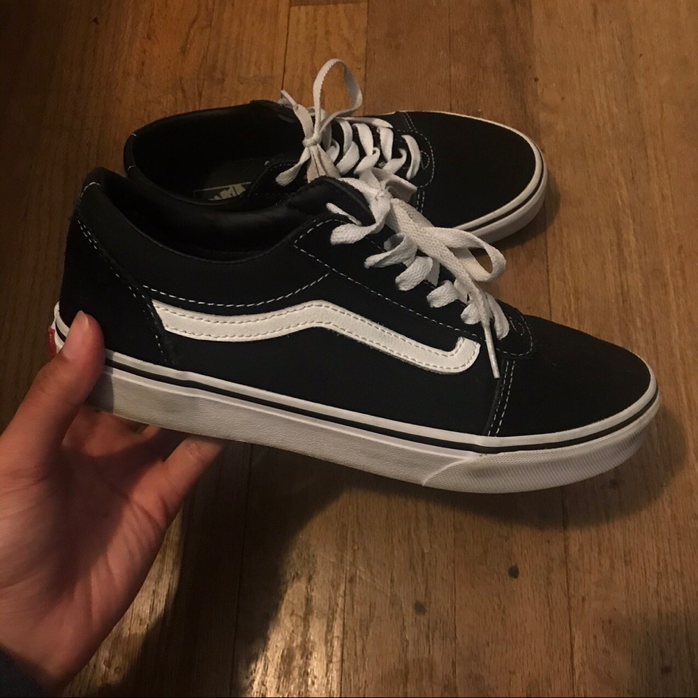 Black Ward Sneaker Vans